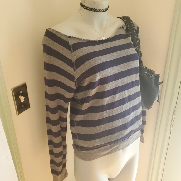 Open Shoulder Striped Sweater Top w Bow - Picture 3 of 5
